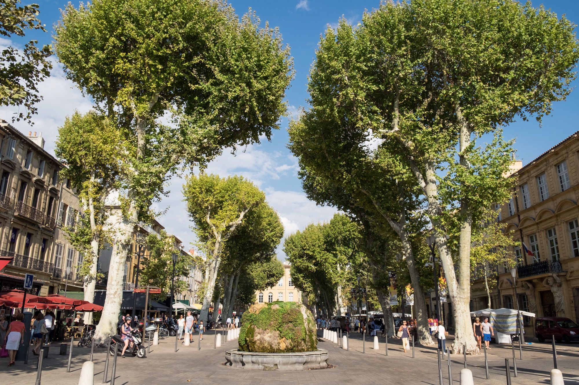 De Cours Mirabeau zu Aix-en-Provence